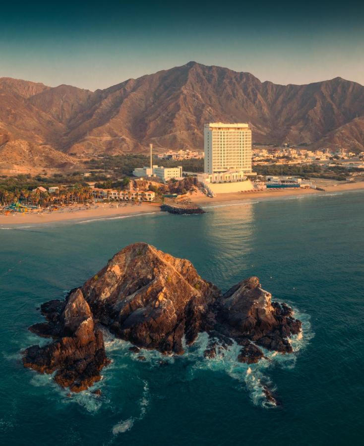 Royal M Al Aqah Beach Resort By Gewan Bagian luar foto The Gulf of Oman