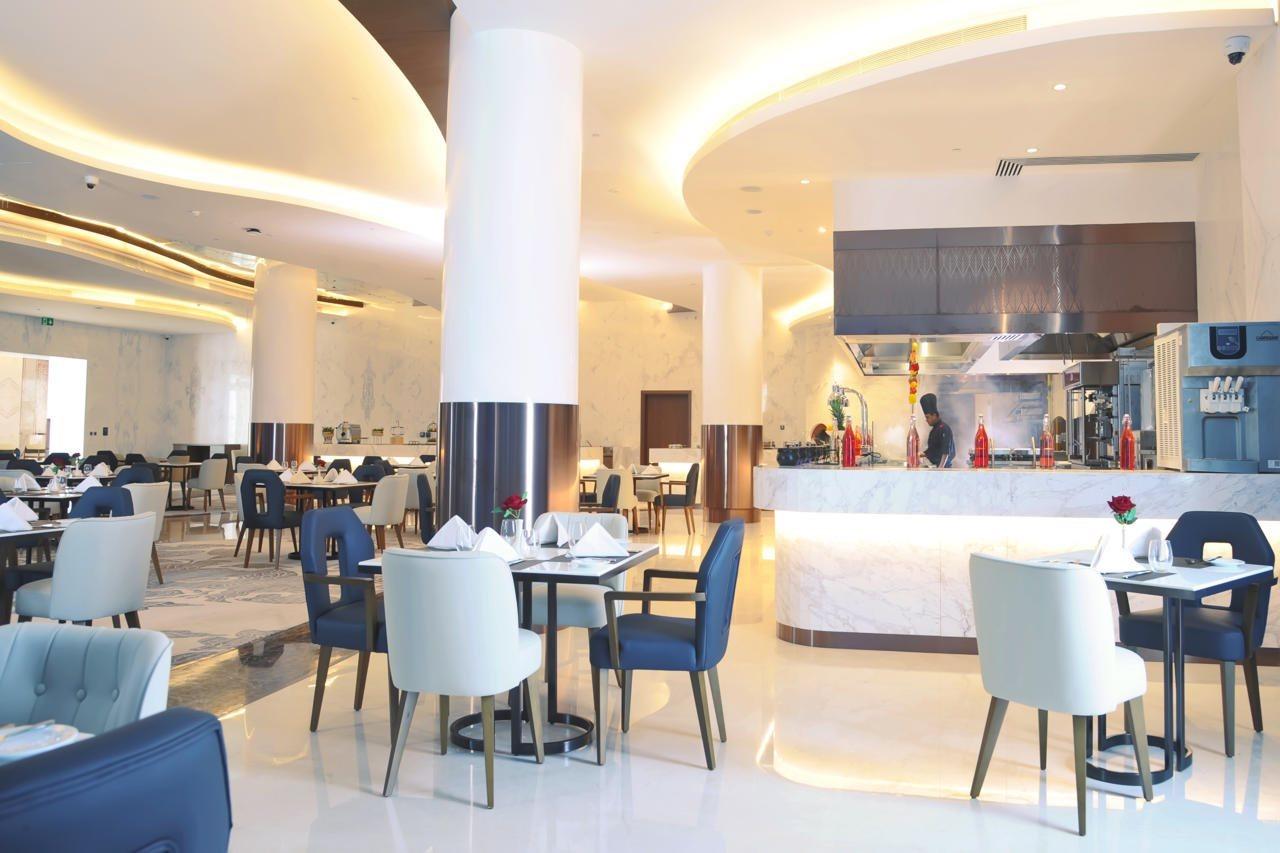 Royal M Al Aqah Beach Resort By Gewan Bagian luar foto The restaurant